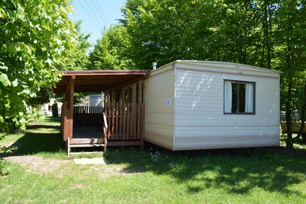 Mobilheim Kemp Rožnov pod Radhoštěm エクステリア 写真